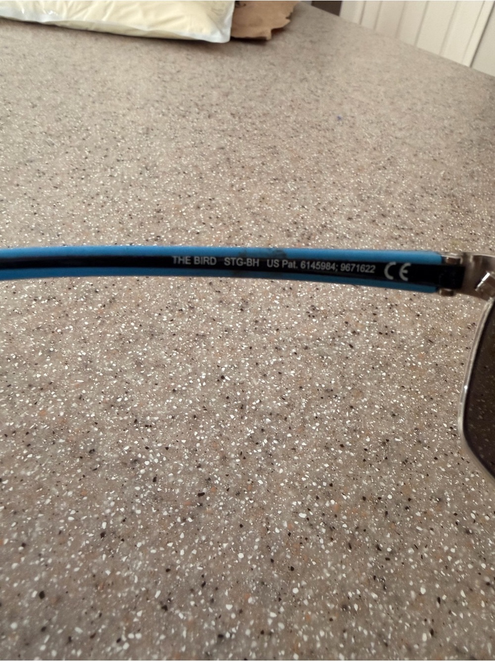 Maui Jim Men's Aviator Sunglasses with Blue Mirrored Lenses - Picture 4 of 5